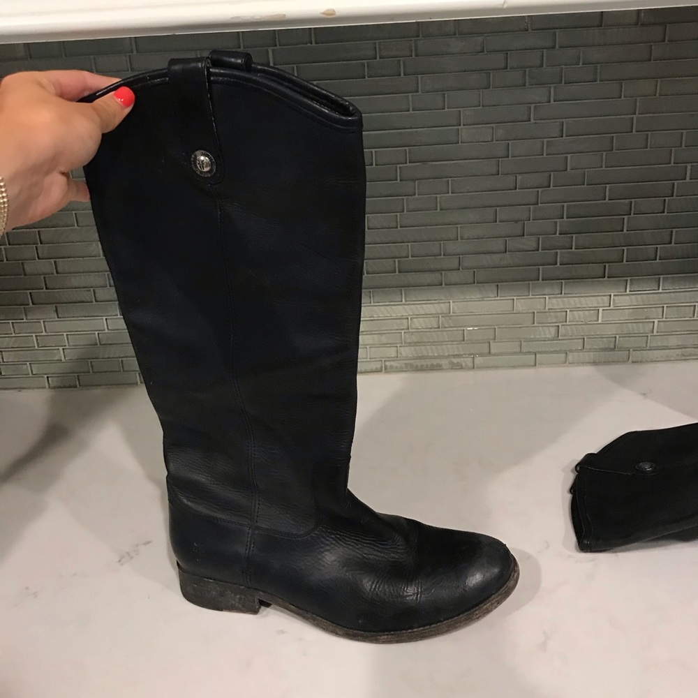 Frye Company Melissa Button Boots Size 9